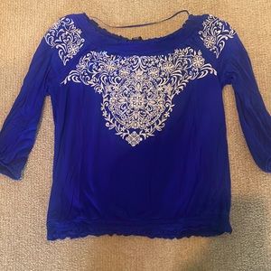 Medium Women’s Blouse